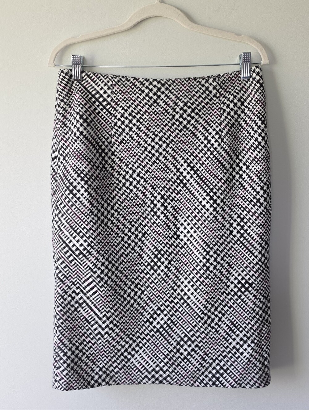 WHBM Black and White Plaid Pencil Skirt